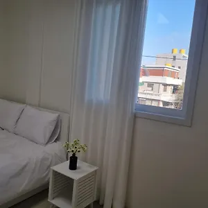 Hongdae Gangnam Line 2 St 1 Min Апартаменты